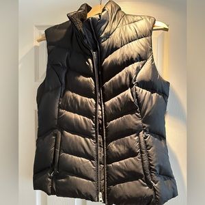 Eddie Bauer puffer vest
